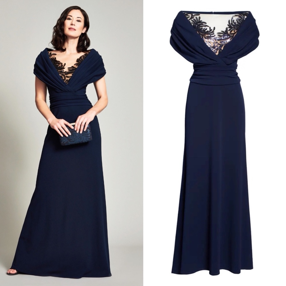 Tadashi shoji portrait pleated detail collar gown FINAL PRICE NO OFFERS - Picture 2 of 9